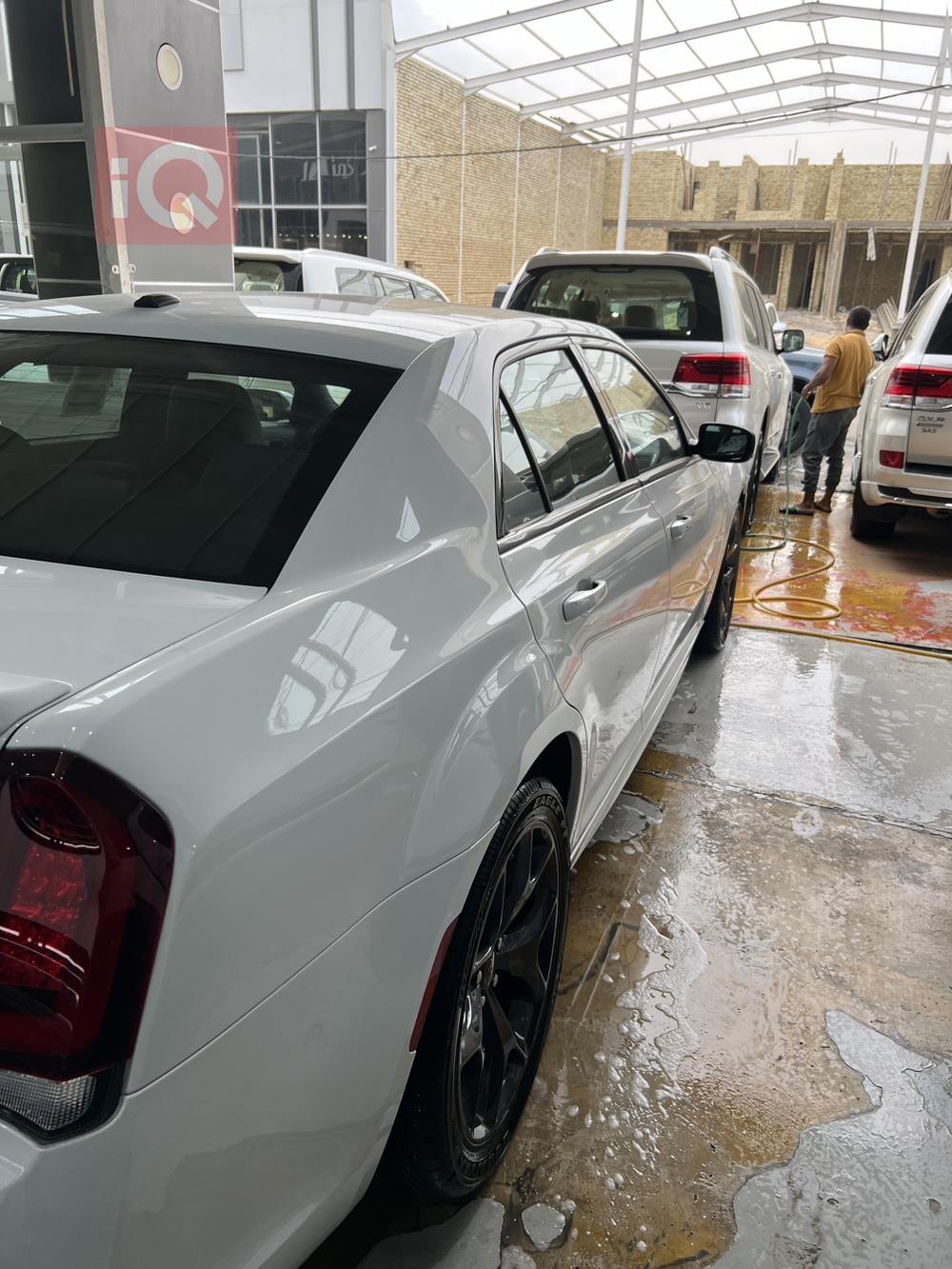 کرایسلەر 300